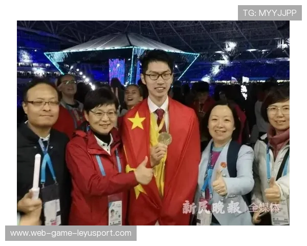 [选手名]在社交平台分享生活感悟：竞技场外，我也只是一个普通的大男孩